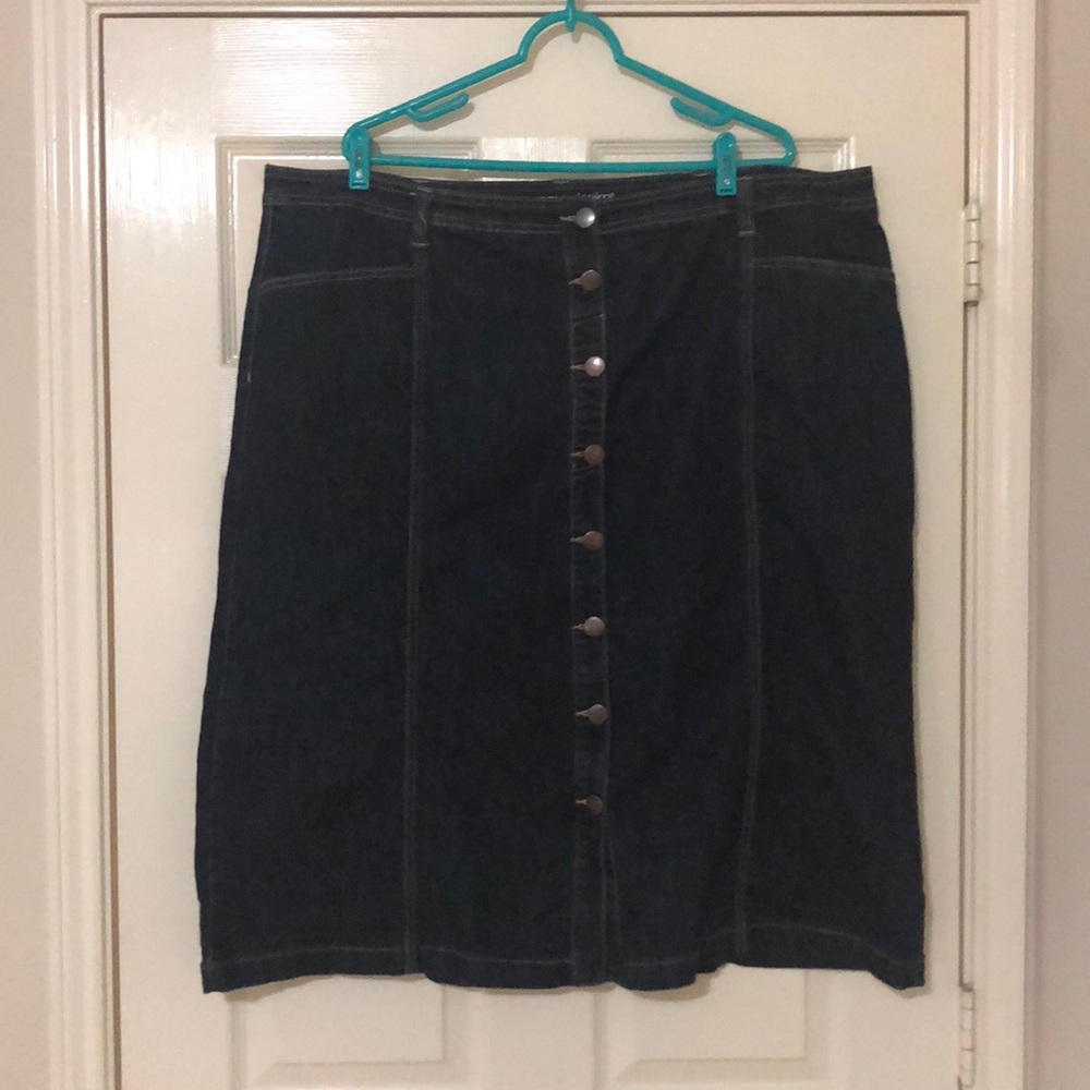 Denim skirt